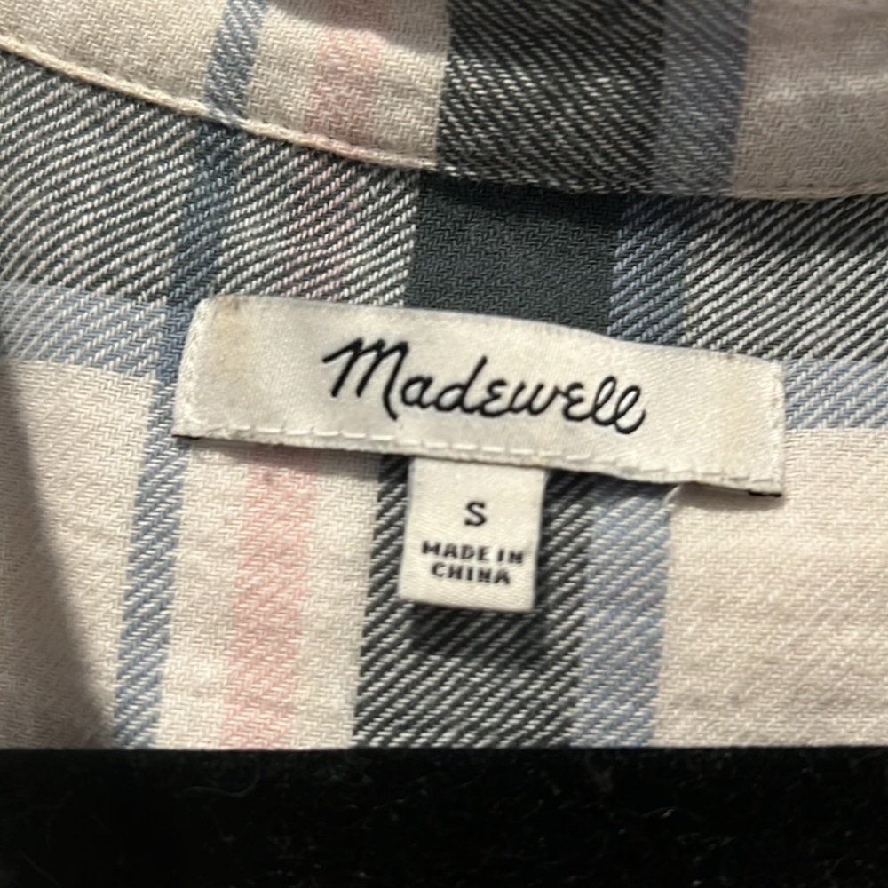 Madewell Button Down. Excellent Condition. - image 2